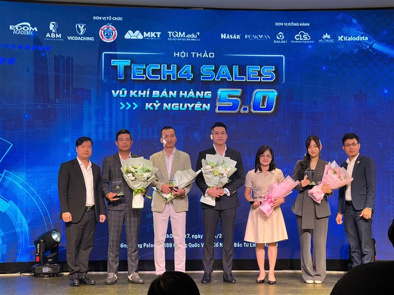 Hương Việt Group & CLS đồng hành cùng TECH4SALES 2025 – Vũ khí bán hàng kỷ nguyên 5.0